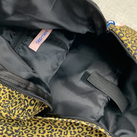 Bloomie's Extra Large Logo Backpack - 100% Exclusive - Picture 12 of 13